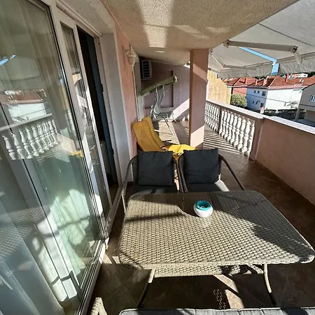 Lucija Apartamento Zadar