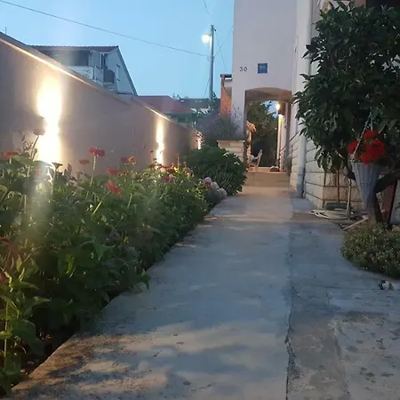 Apartamento Lucija *