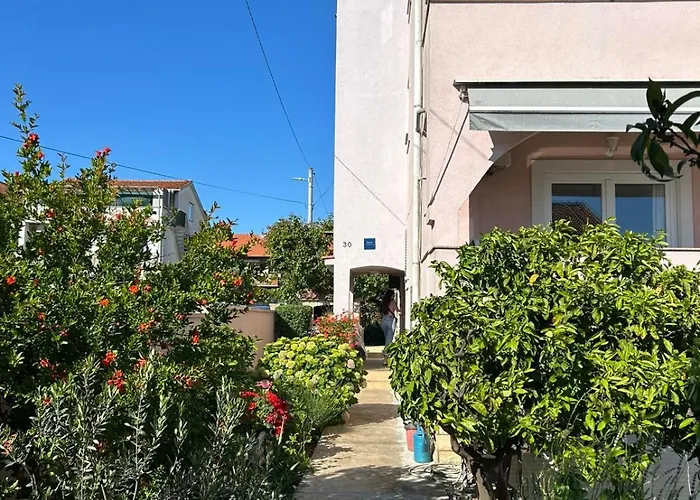 Lucija *