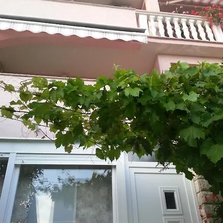 Appartement Lucija *